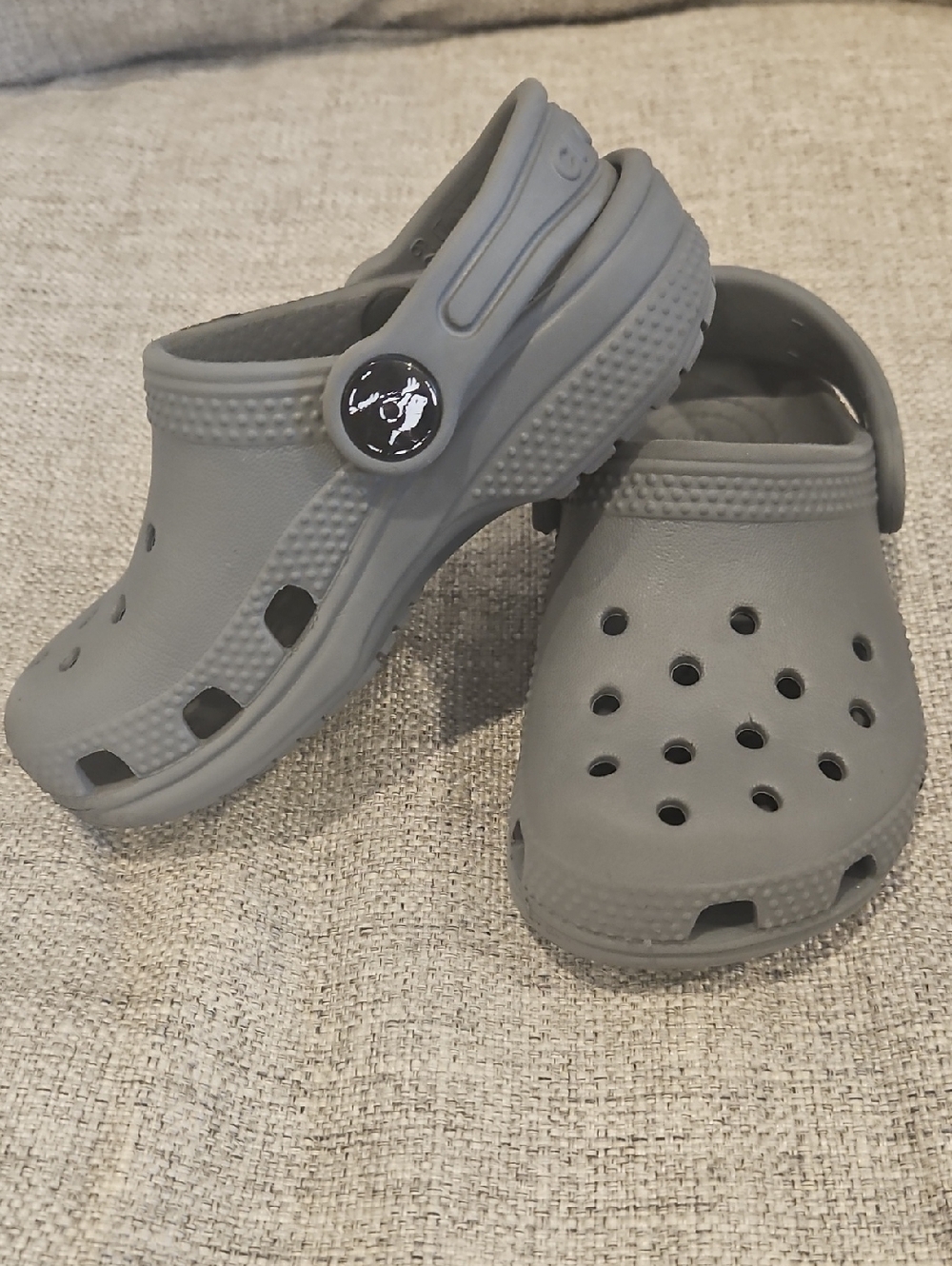 7C Gray Crocs